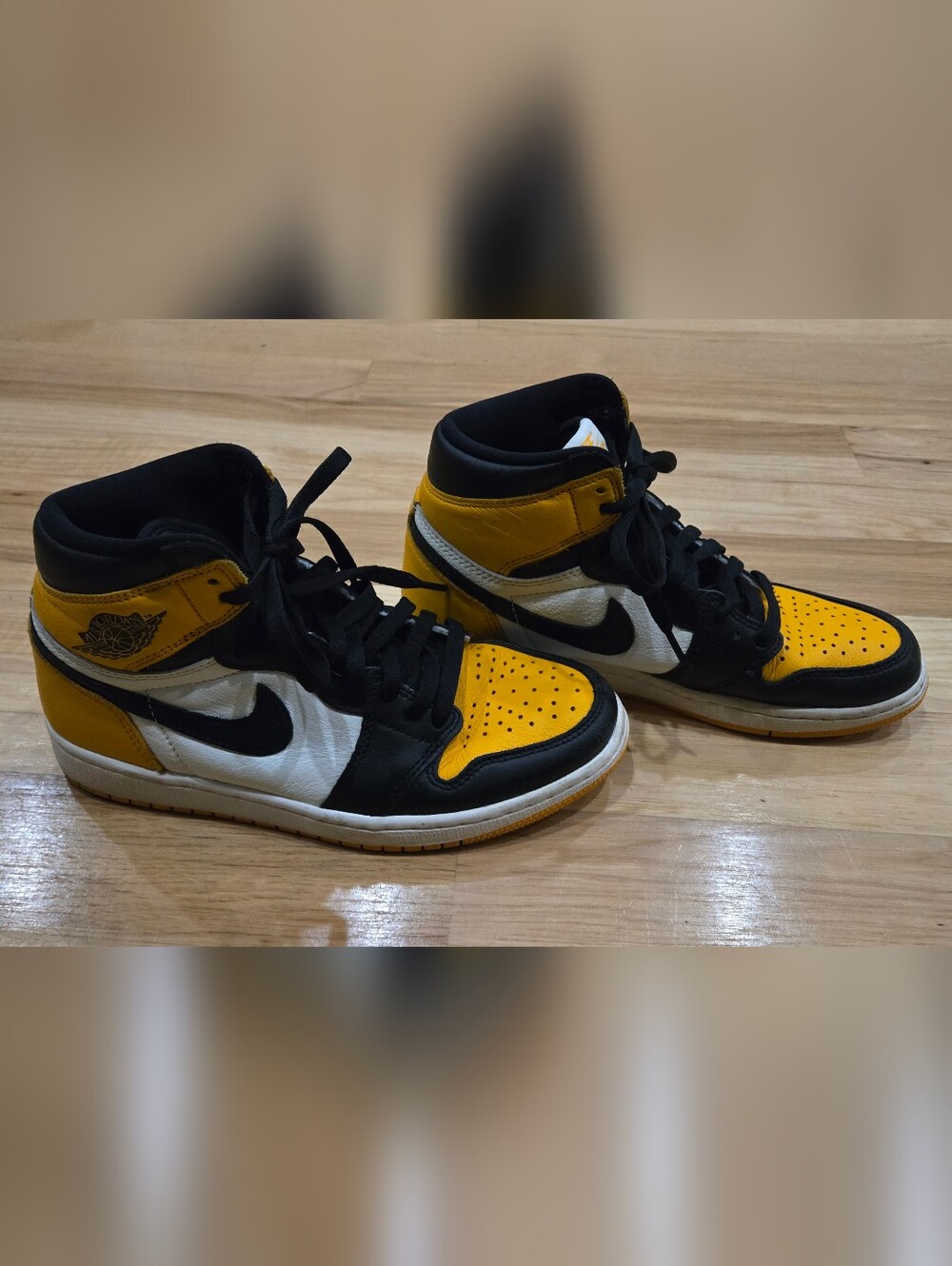 Air Jordan 1 Retro High Top Sneakers Yellow, Black & White Size 7